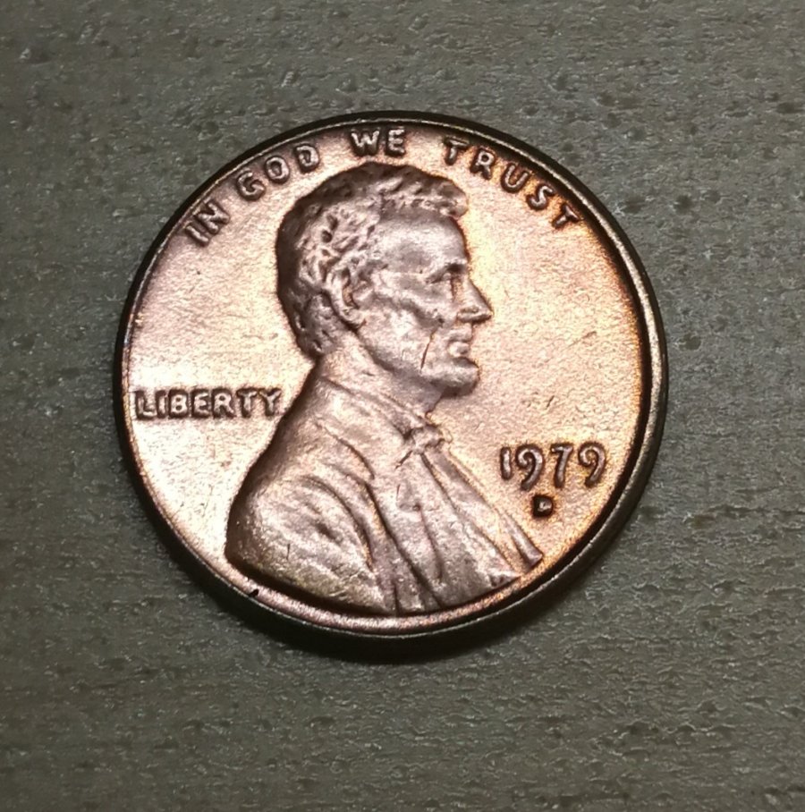 Lincoln-Cent-Coin-Without-Hole-On-Letter-Truly-Red-Shade