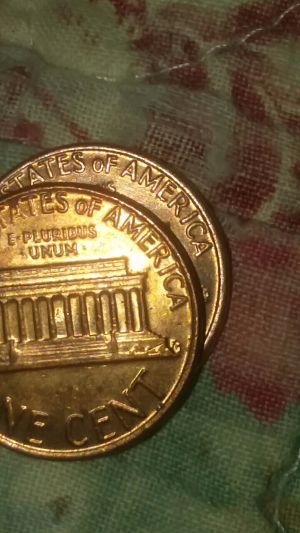 Does-The-Small-Crisp-Fine-Lettering-Indicate-A-Small-Date-1982-D-Lincoln-Cent