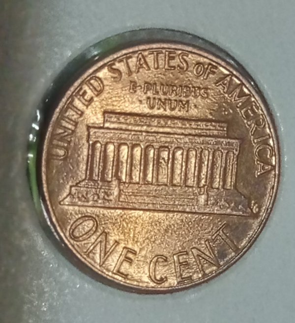 1983-D-Penny-With-Stripped-And-Glittery-Look