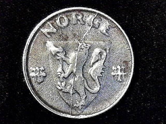 Post-A-Coin-Or-Medal-With-A-Die-Crack!