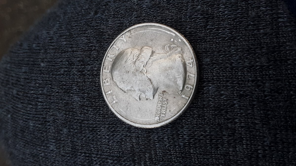 1974-D-Quarter-Error?-Superimposed-Image?