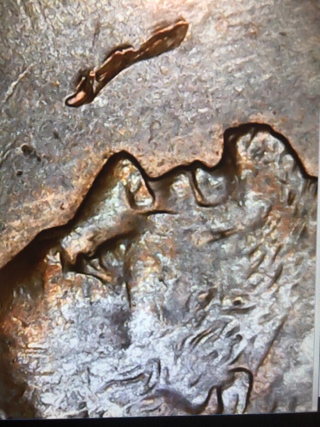1994-D-LMC-Rotated-Part-Of-Memorial-Clash-On-Obverse/Anomalies-On-Reverse?