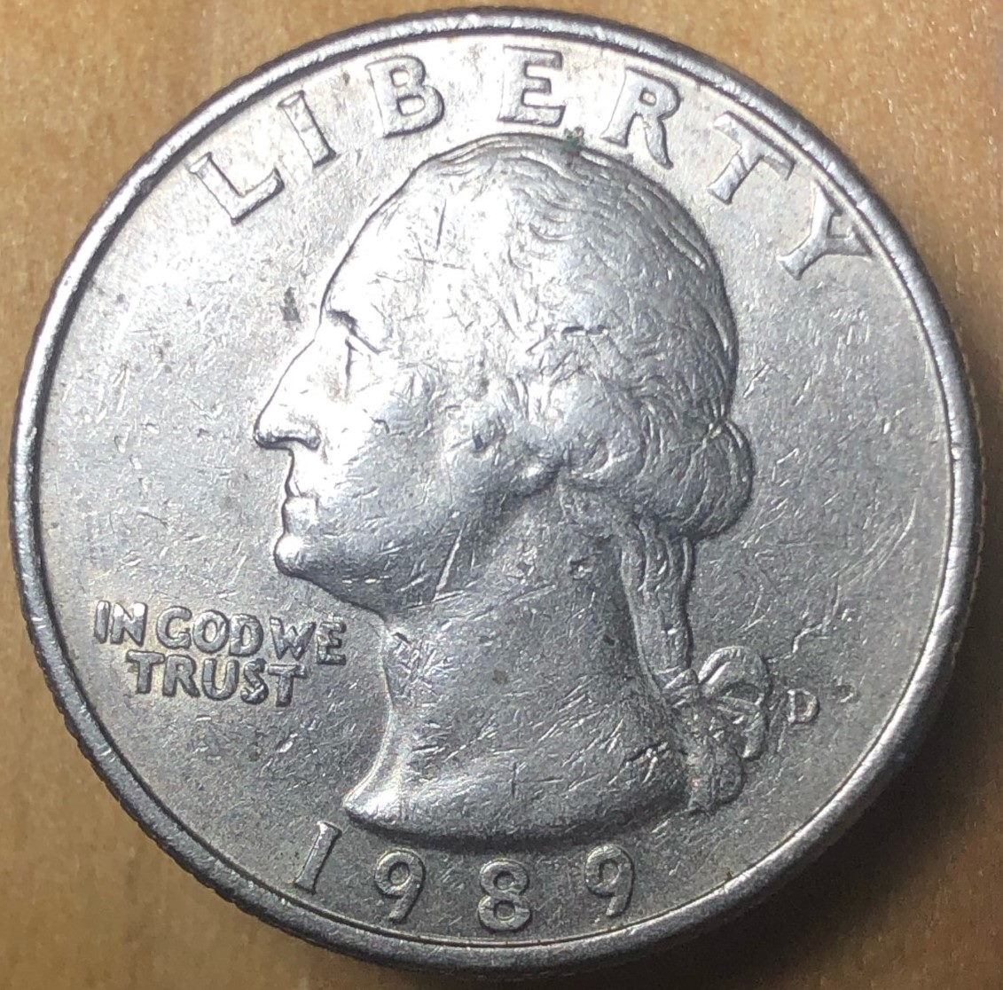 1989-D-Quarter-Left-Wing-Different?