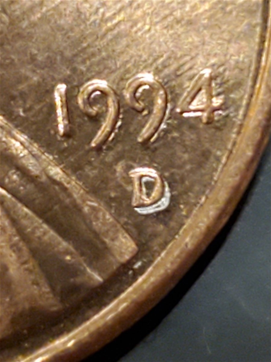1994-Lincoln....something-Weird-Going-On?