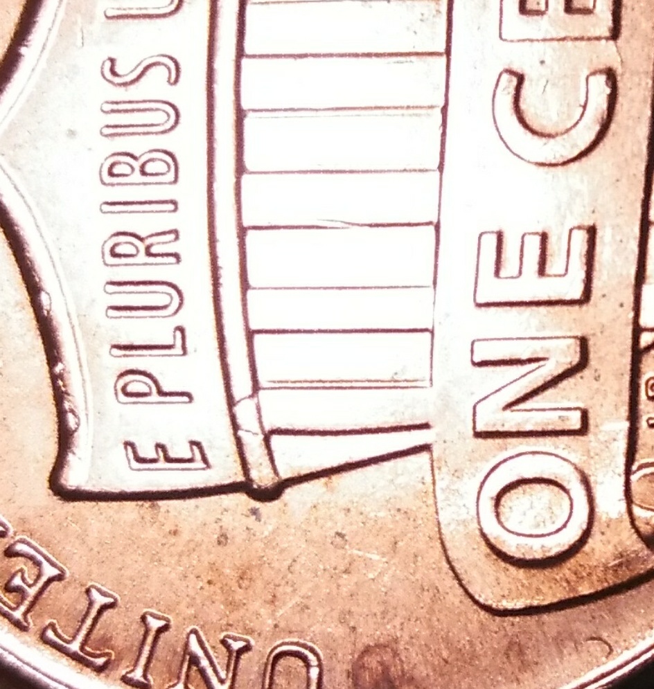2018-P-Shield-With-Multiple-Issues-Obverse-And-Reverse.