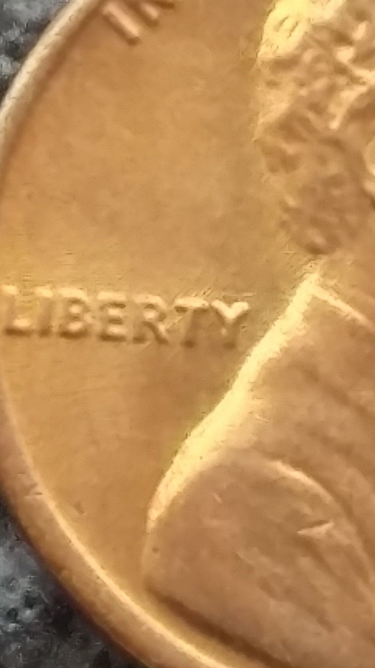 Strange-Toning-And-Texture-On-This-1982-Copper-Cent
