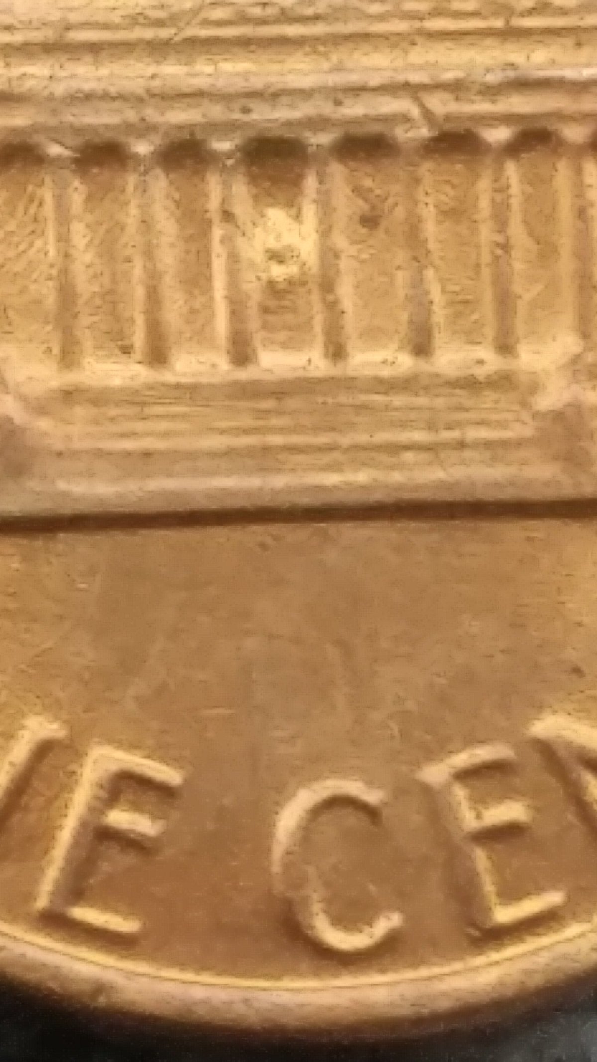 Strange-Toning-And-Texture-On-This-1982-Copper-Cent