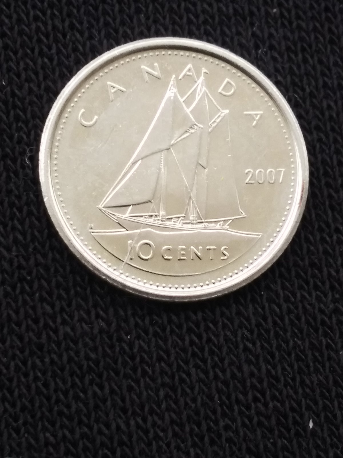 2007-Dime-Possible-Retained-Struck-Through-Or-Die-Gouge-On-Reverse?-Update:-Die-Crack!