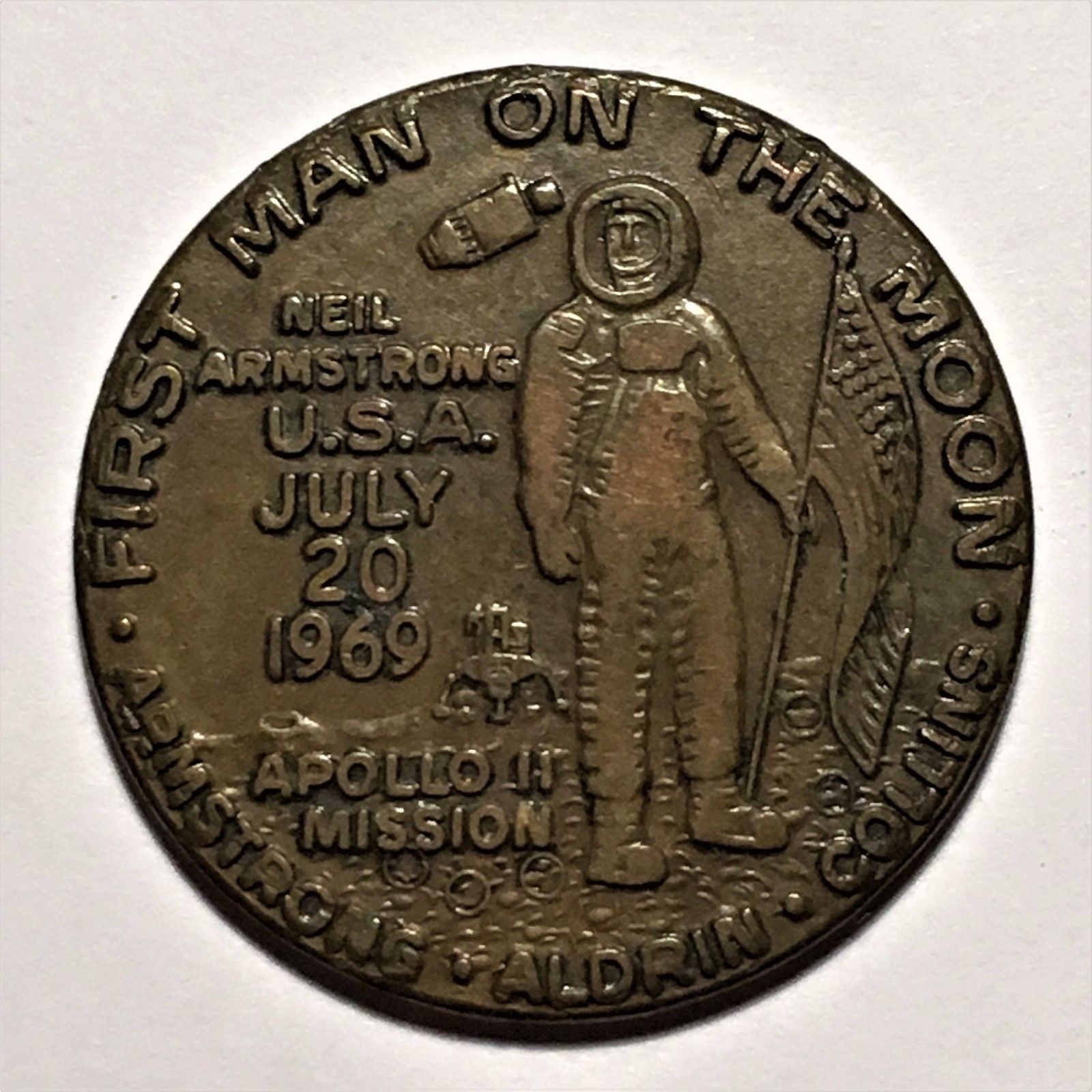Post-A-Coin-Or-Medal-Related-To-Space-Travel.