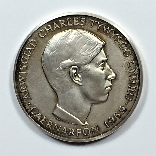 1969-Prince-Of-Wales-Investiture-Medal-Varieties