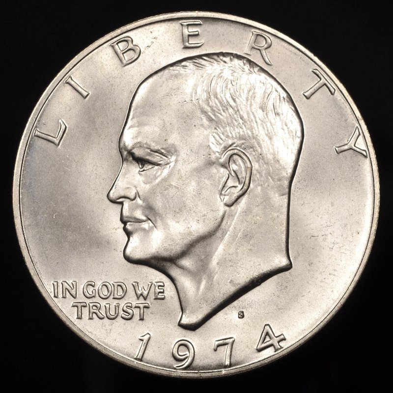 Trying-To-Photograph-Eisenhower-Dollar