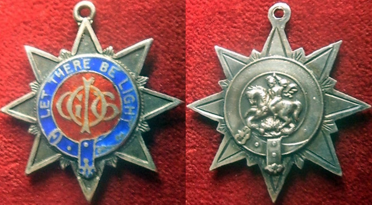 Help-Identifying-A-Medal-/-Memorabilia-Item.