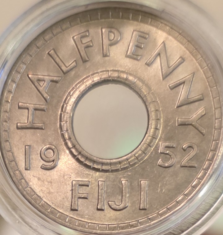 1951--1952-Fiji-Half-Penny-Grading