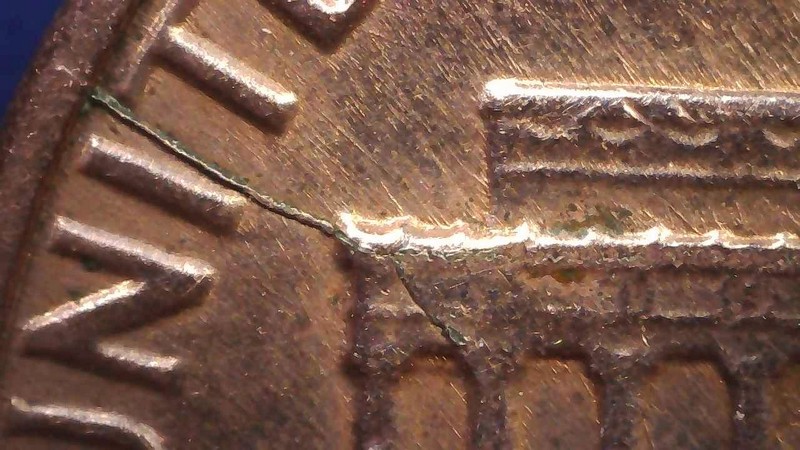 1983-P-LMC-With-Four-Die-Cracks