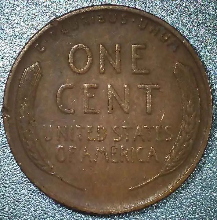 1940-P--LWC-With-Small-Printing-On-Rim-Of-Reve3rse