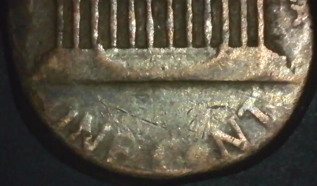 Square-Shaped-Penny-One-Side-Lincoln-Memorial-Other-Blank.
