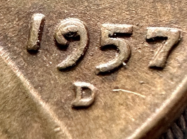 1957-D-Lincoln-Wheat-Cent,-Spike-Head-And-Die-Chip