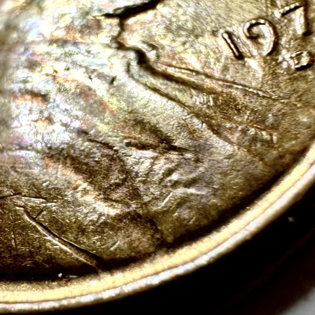 1972-D-Lincoln-Cent-Struck-Thru,-Lam-Or-Cap-Srike?