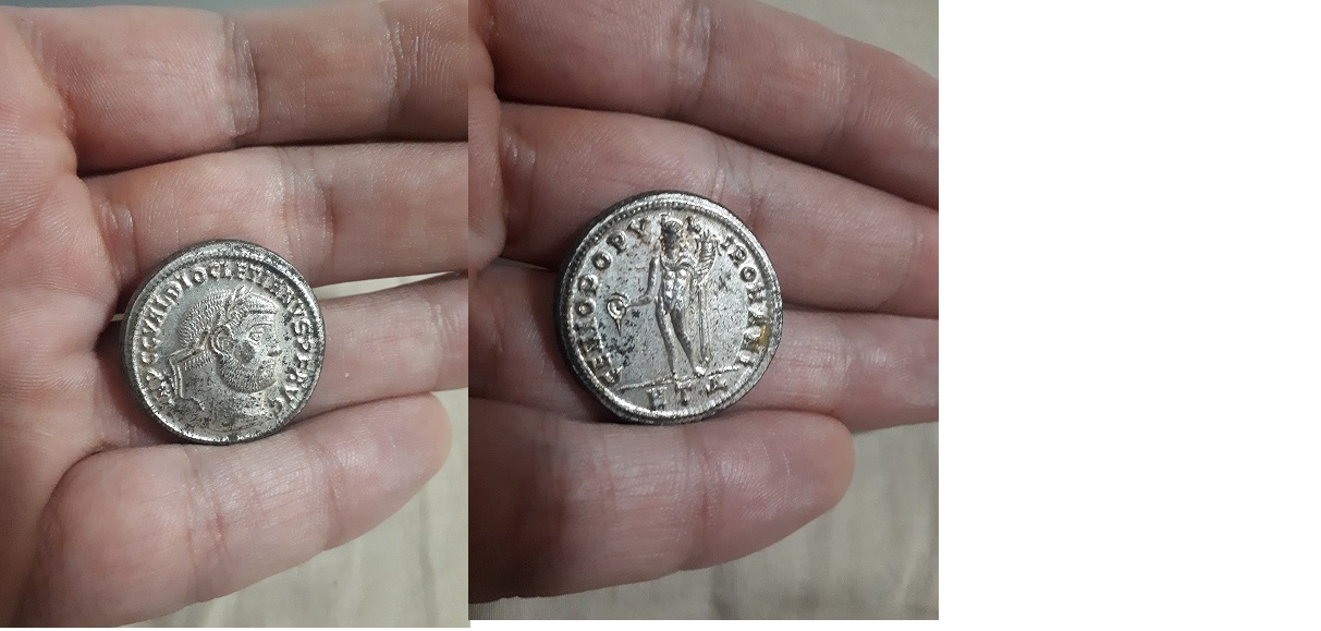 Is-There-Something-Wrong-With-This-Constantius-Chlorus?