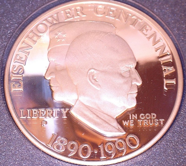 1990-Prestige-Set-Ike-Dollar-Missing-Window-Panes-On-Reverse-Building.