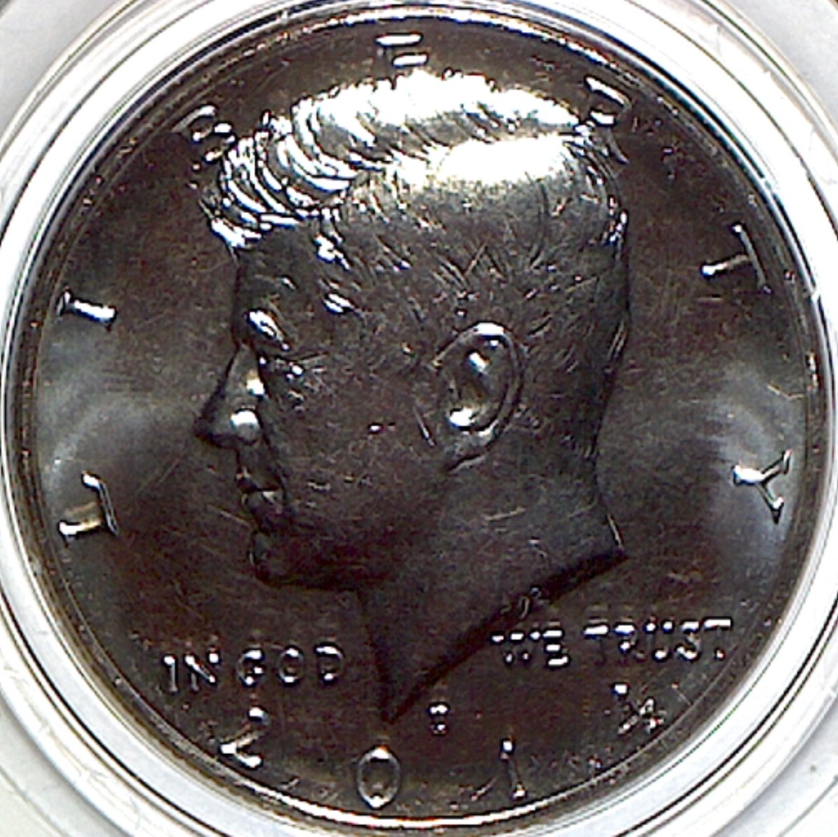 2014-D-Kennedy-Half-Dollar-With-Hair-Between-The-Legs-Of-The-