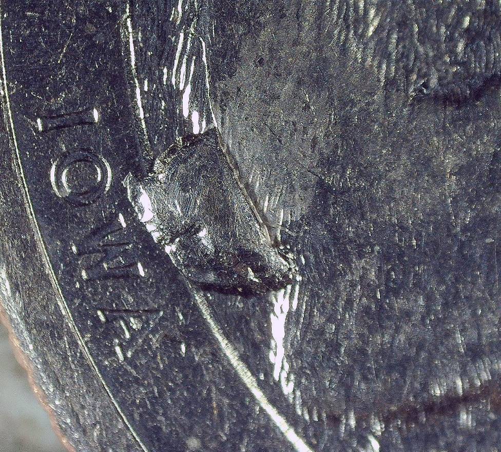 2017-P-Effigy-Mounds-Large-Die-Chip-On-Reverse,-8-O'clock-Behind-Bird