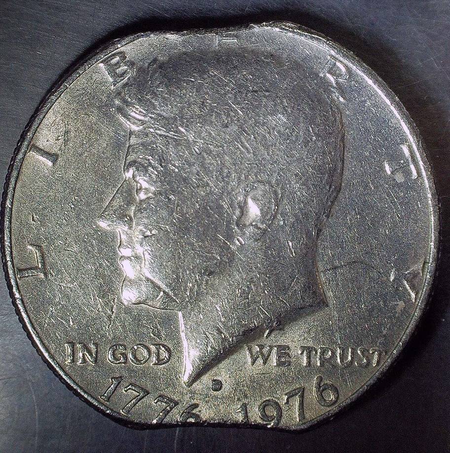 1976-Bicentennial-JFK-Half-Dollar-Double-Clipped-Error-Or-A-Fake?