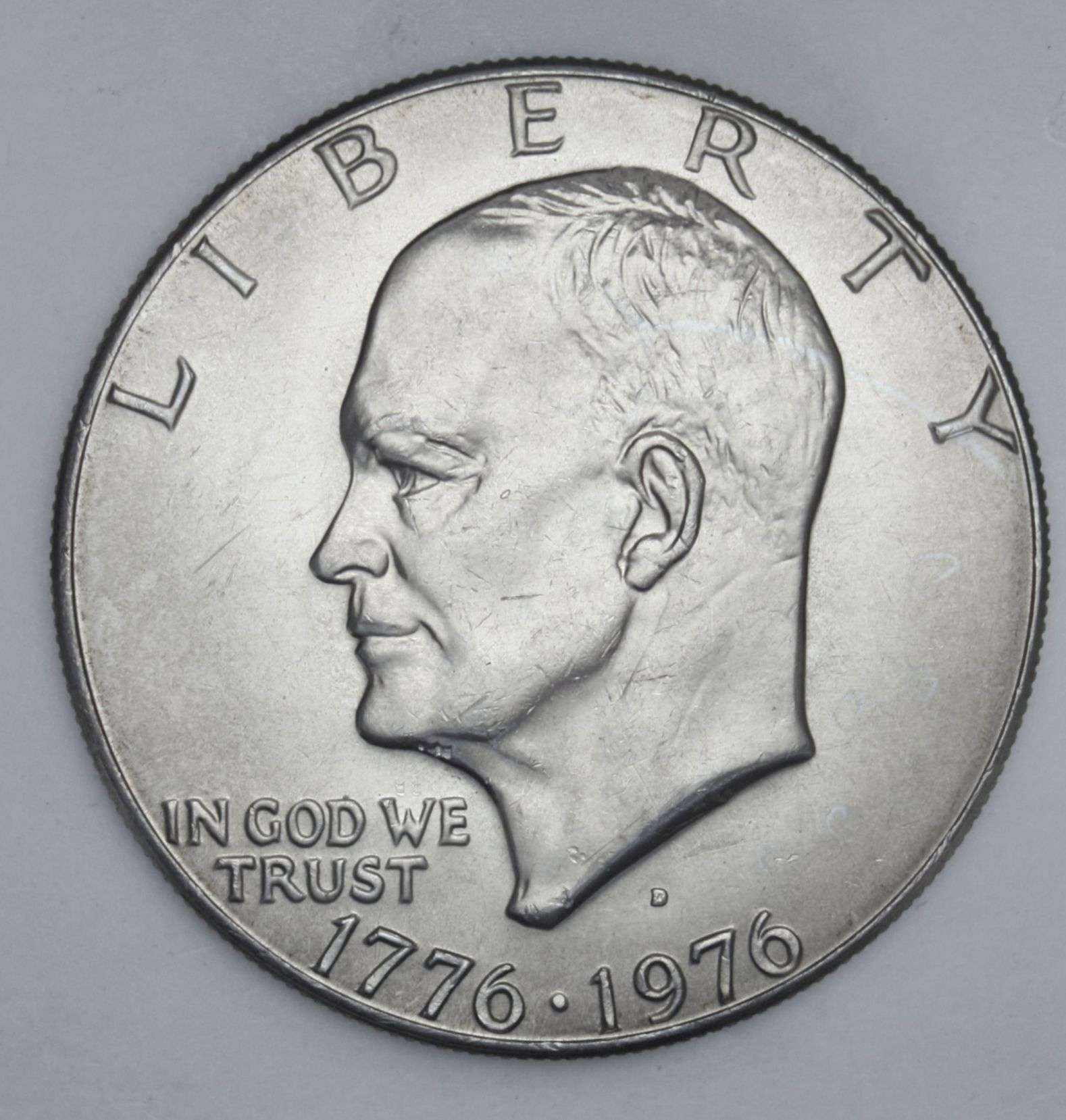 Bicentennial-Eisenhower-Dollar-Error/Variety?