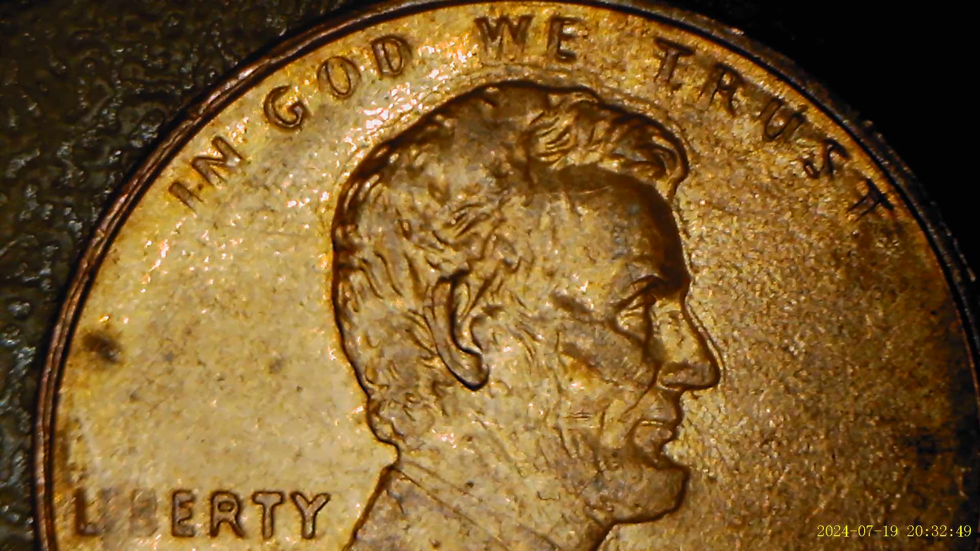 2001-Penny-With-Distorted-Lettering?