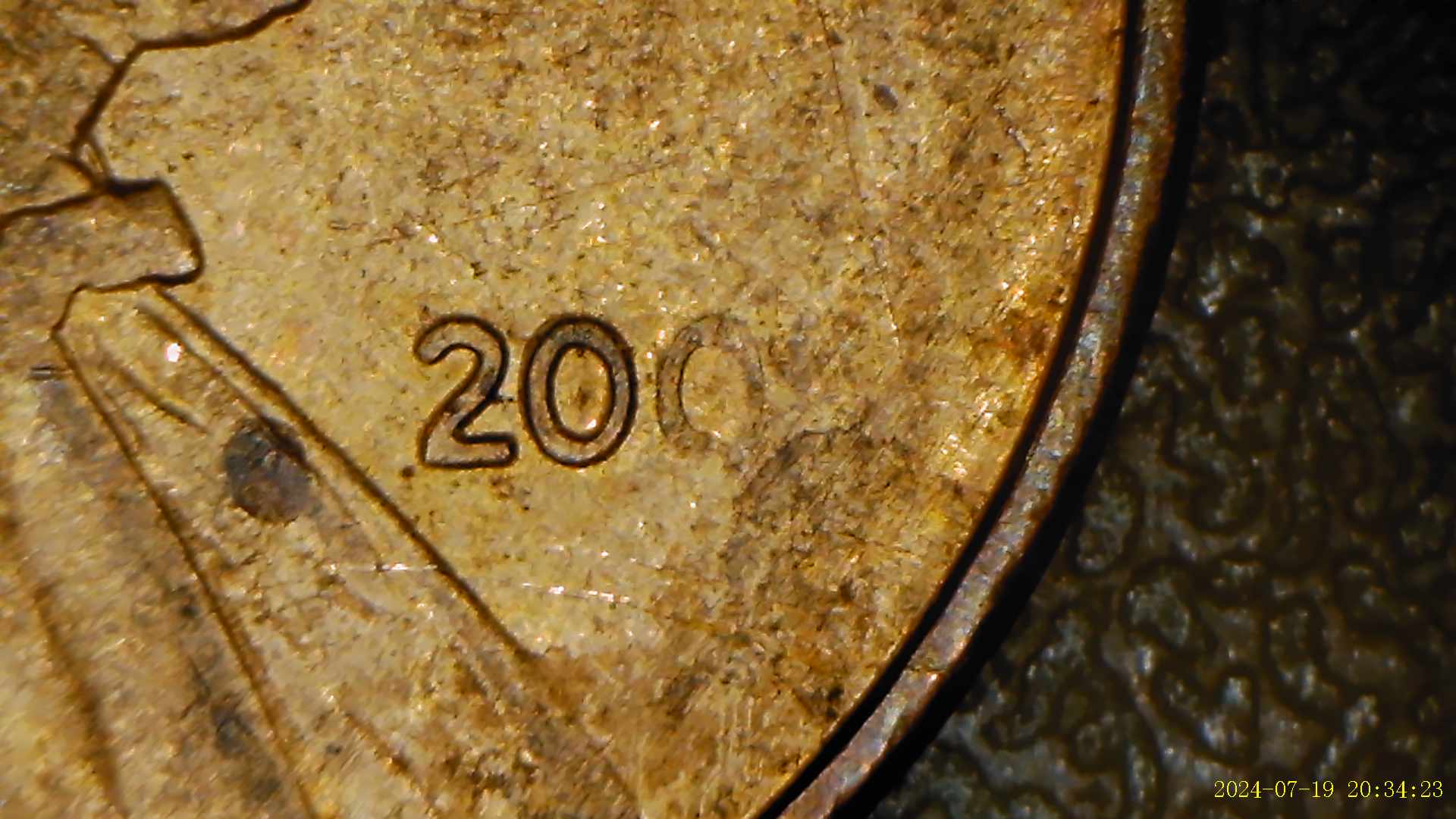 2001-Penny-With-Distorted-Lettering?