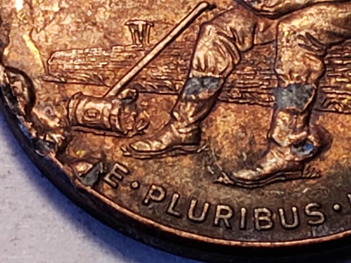 Is-This-A-Multiple-Error-2009-Lincoln-Cent....any-Value?