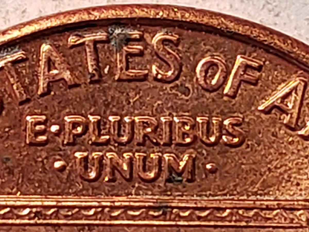 1992-D-Penny-Double-Die-On-Obverse-And-Reverse.--Close-AM?