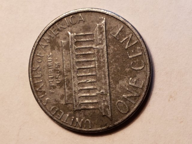 1982-D-Small-Date-Penny-Stuck-On-Foreign-Planchet.-Need-Help!