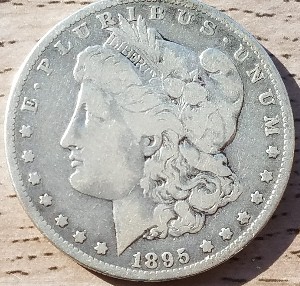 Grandpa's-Sought-After-Coin....i-Need-Advise!-Help-Me-Grade-This-Please!-1895-O-Morgan-Dollar
