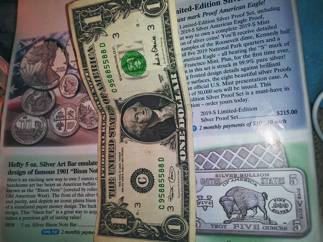 2001-$1-Bill-Is-This-A-Cool-Enough