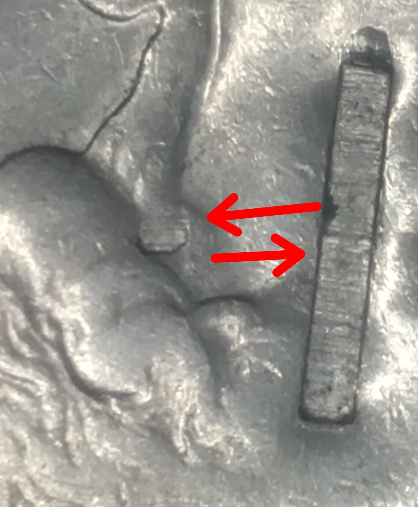 Pleas-Help-Explain-This-1965-No-Mint-Washington-Quarter.-Thanks