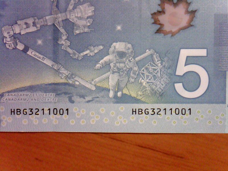 Plastic-$5-Note