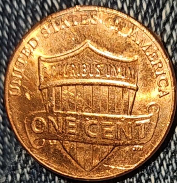2023-D--Penny-Obverse-Forighn-Object-Reverse-United-States-Of-America-Seem-Wrong