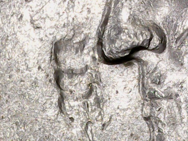 2000-P-Quarter---Marking-By-Nose---Any-Idea-What-Caused-This?
