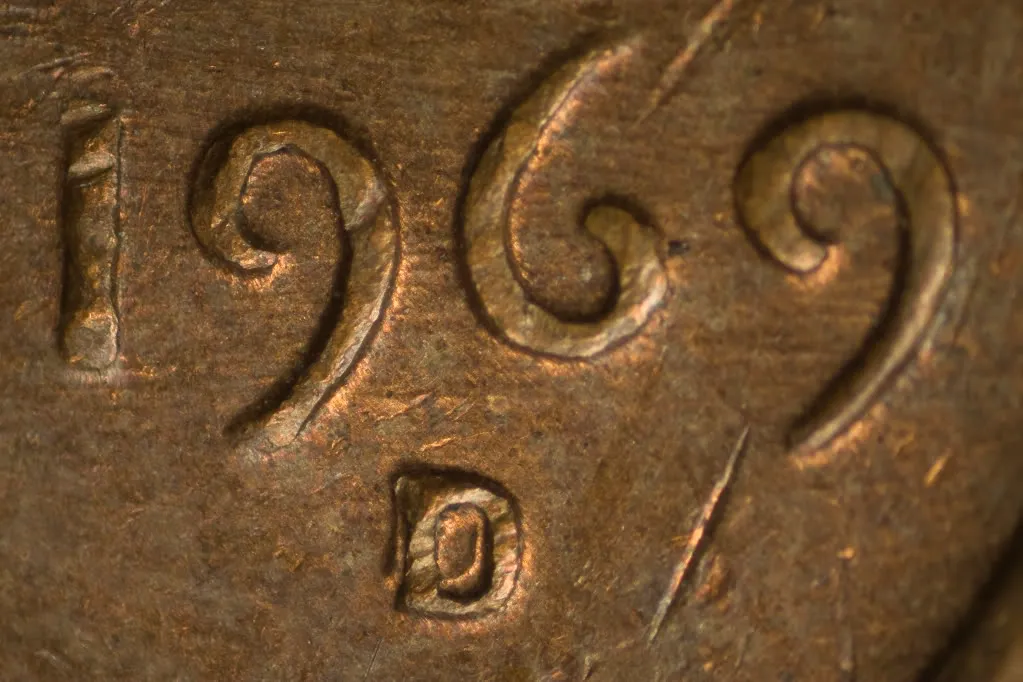 1989-D-Lincoln-Memorial-Cent-Extra-Letters