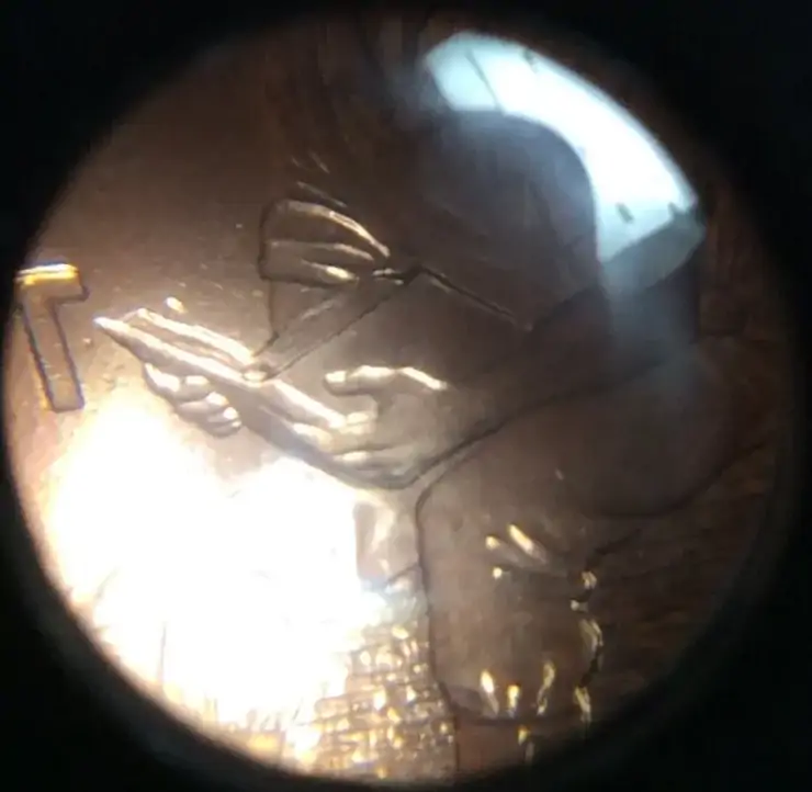 2009-Lincoln-Cent,-Is-This-A-Variety?