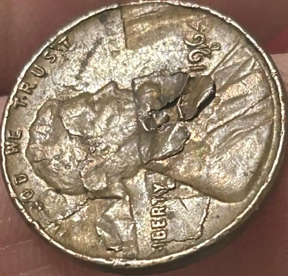 1964-D-Lincoln-Memorial-Cent-With-Multiple-Retained-Laminations