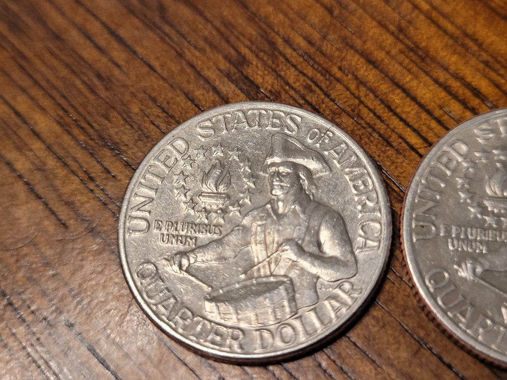 Bicentennial-Coin-Error-Drummber-And-No-Hand-Please-Help-Me