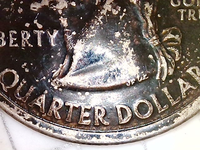 Maple-Syrup-Looking-Obverse-2001-D-Vermont-Quarter