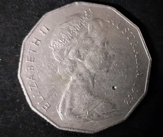 Yay-Or-Nay-Re-Australian-1997-5-Cent-&-1982-50-Cent