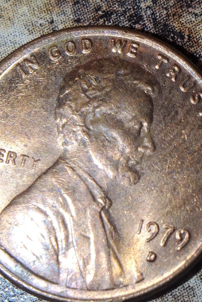 Grease-Or-Strike-Error?-1979-D-Penny