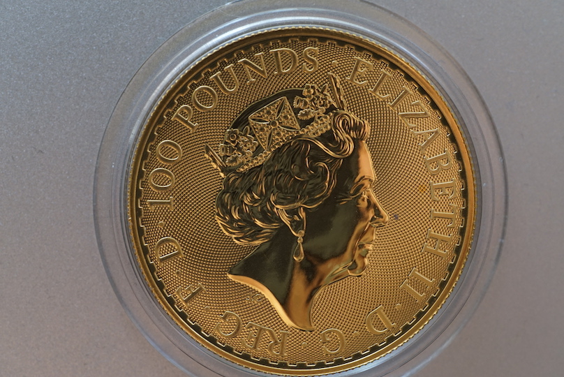 2018-Gold-Britannia---Grey-Spot?