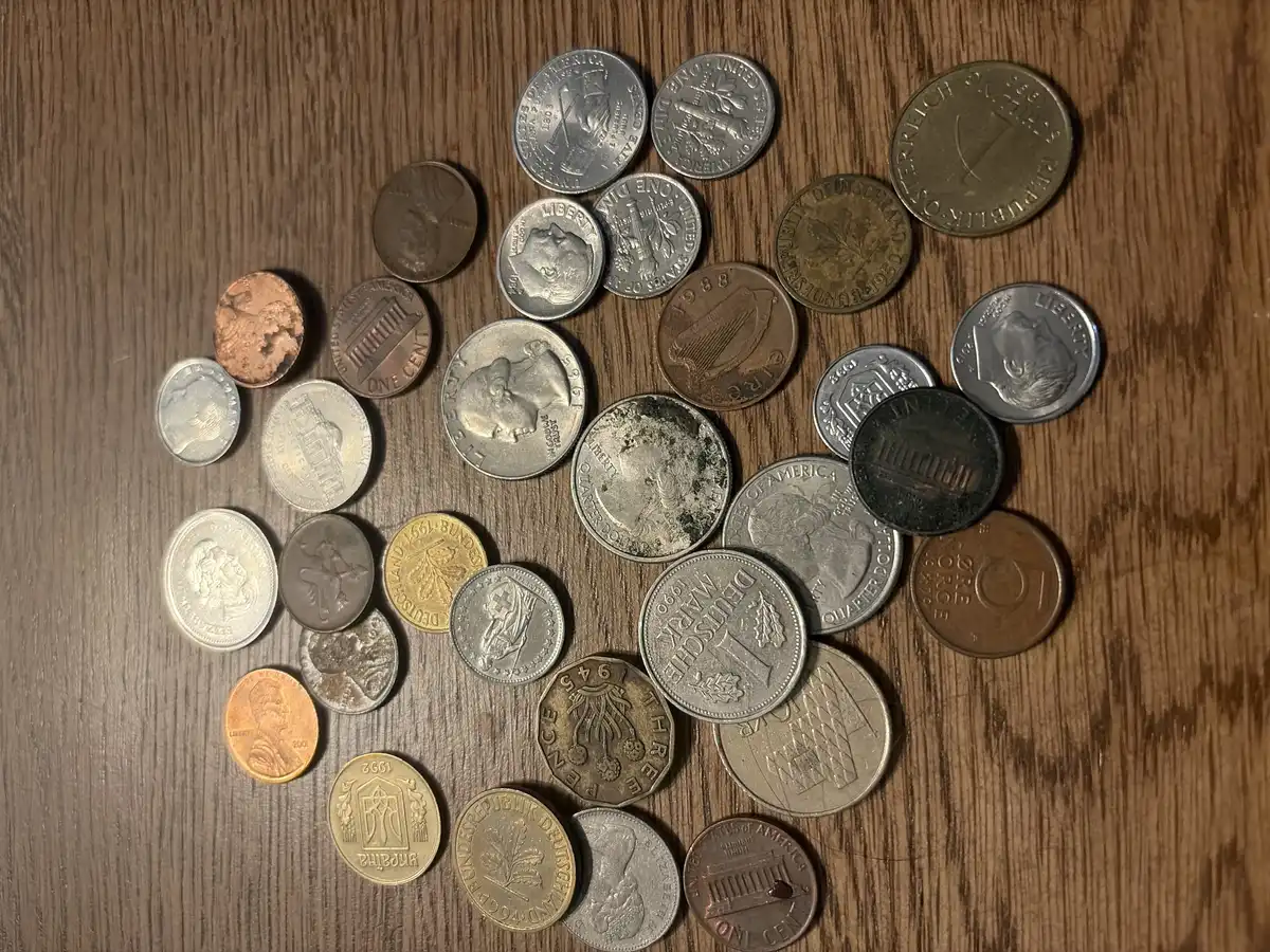 Coinstar-Finds!-Including-Bank-Counters-And-Other-Machines