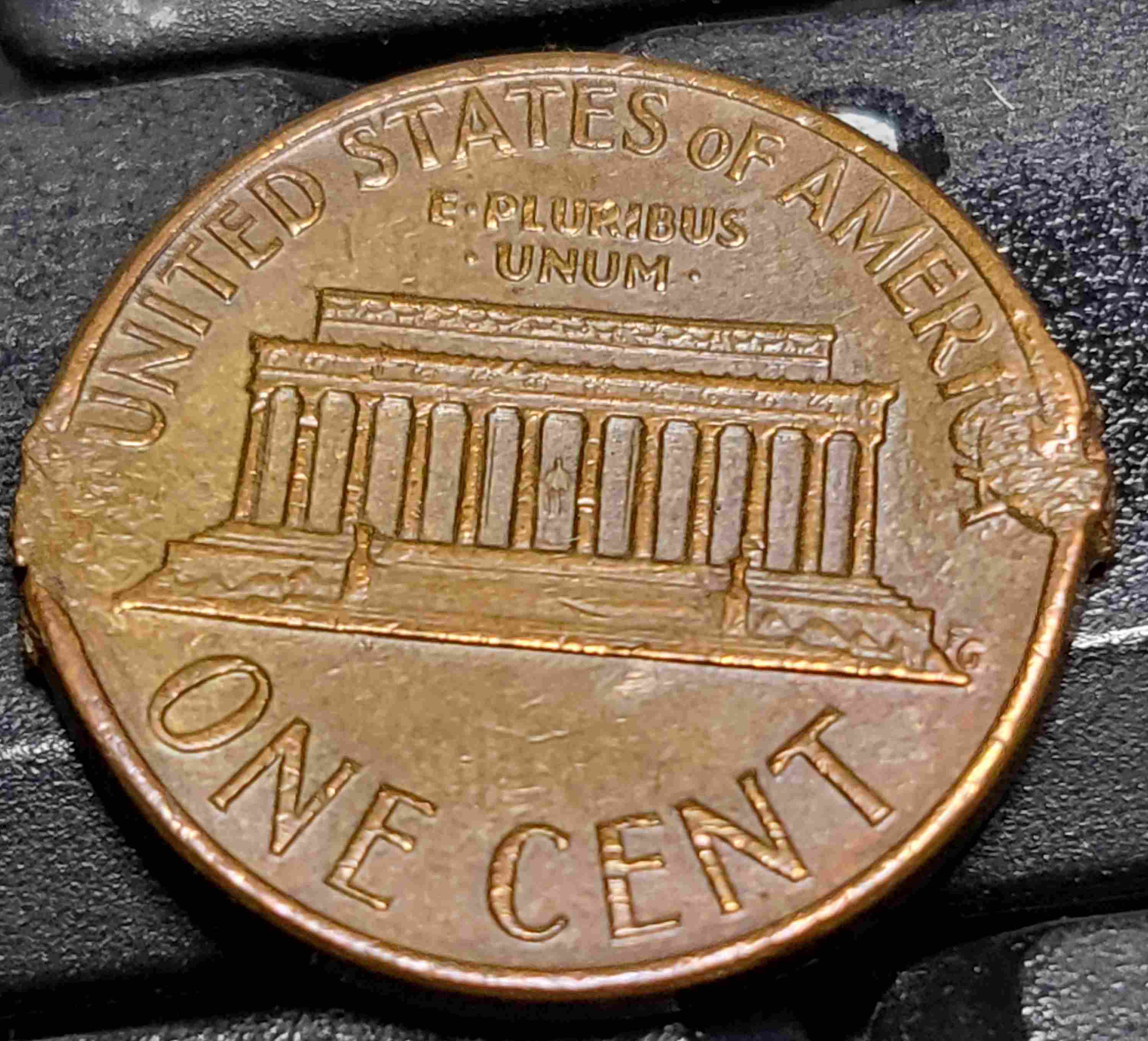 1975-D-Lincoln-Cud-?