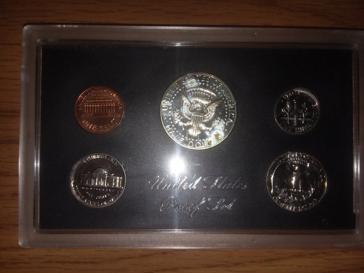 1970-S-Proof-Set.-Really-Strange-Toning!-What-Caused-It?